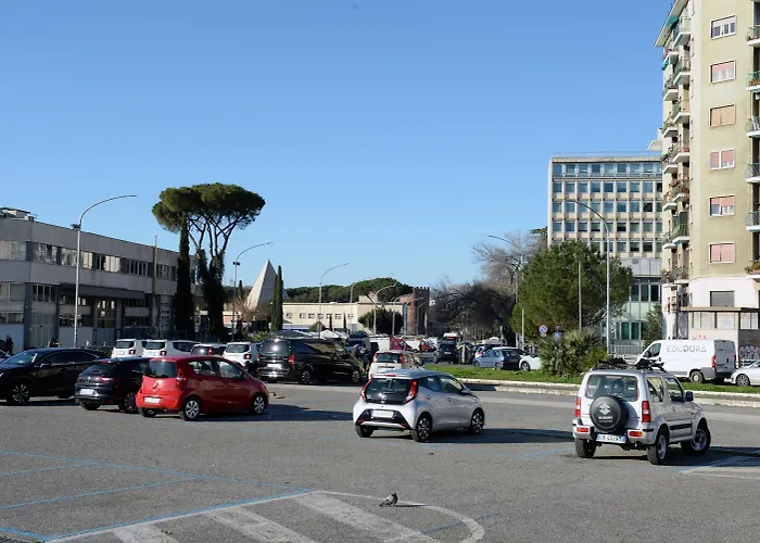 Homethic Piramide Appartement Rome